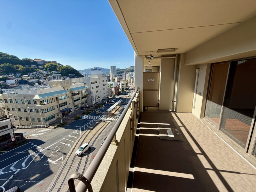 ネオプレイス螢茶屋のベランダ