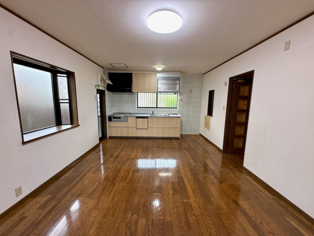 長崎市 ダイヤランド１丁目 2階建 ４ＳＬＤＫ