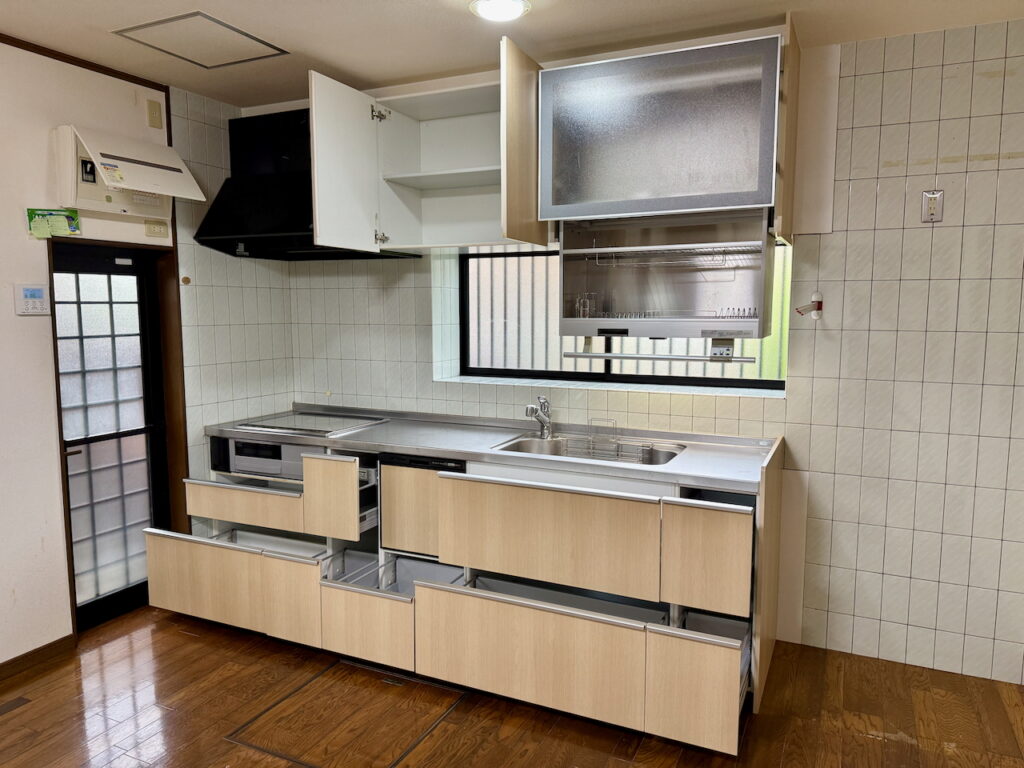 長崎市 ダイヤランド１丁目 2階建 ４ＳＬＤＫ