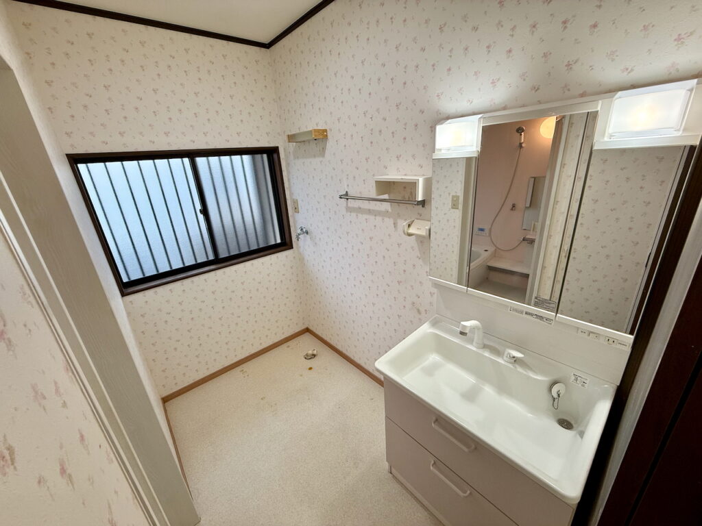 長崎市 ダイヤランド１丁目 2階建 ４ＳＬＤＫ