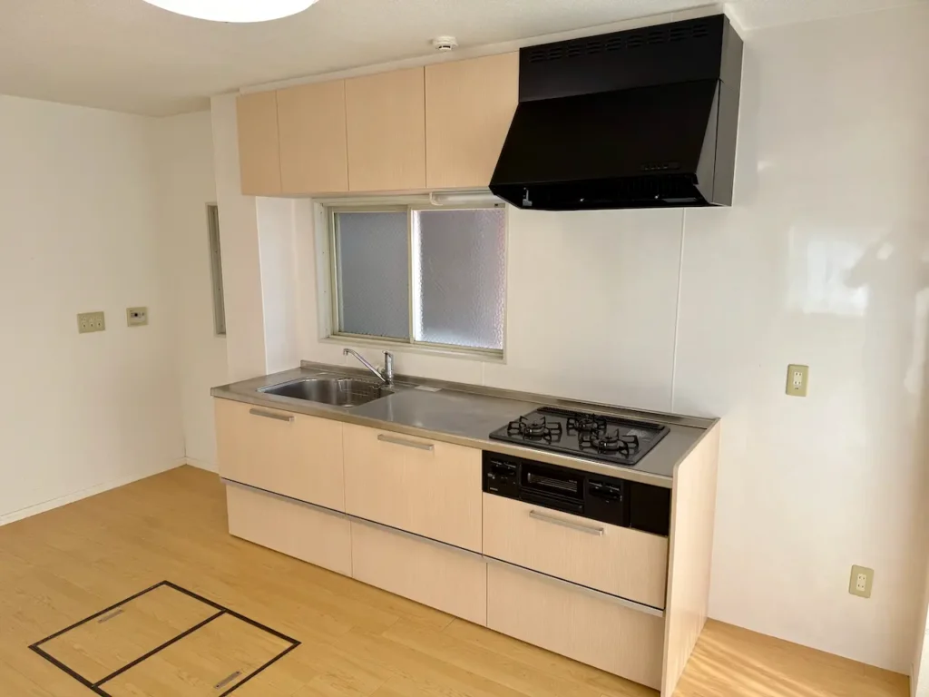 長崎市 扇町（長崎大学駅） 3階建 ３ＬＤＫ