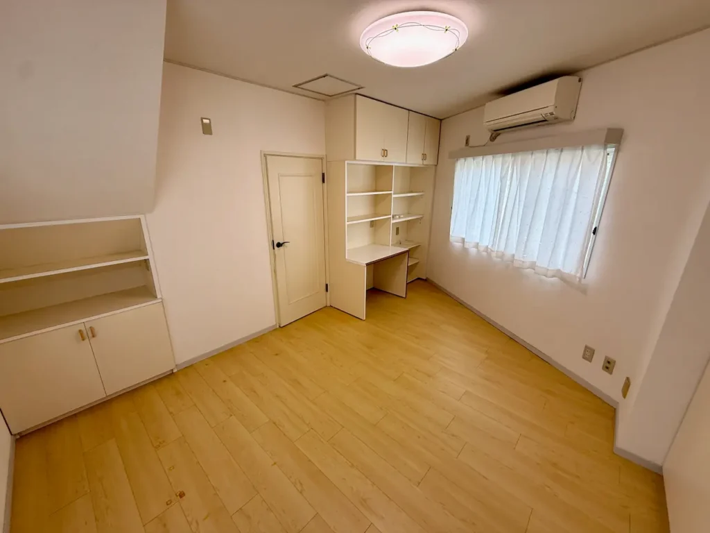 長崎市 扇町（長崎大学駅） 3階建 ３ＬＤＫ