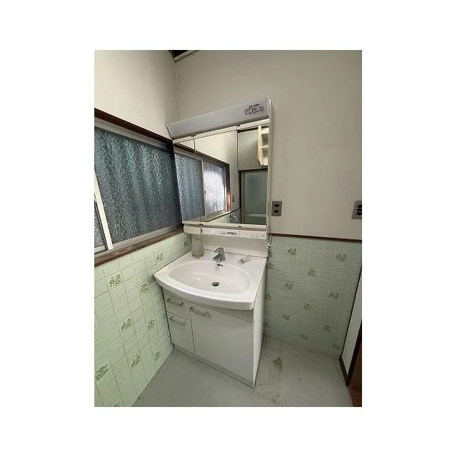 長崎市油木町の中古戸建て5DK(高台の眺望地)