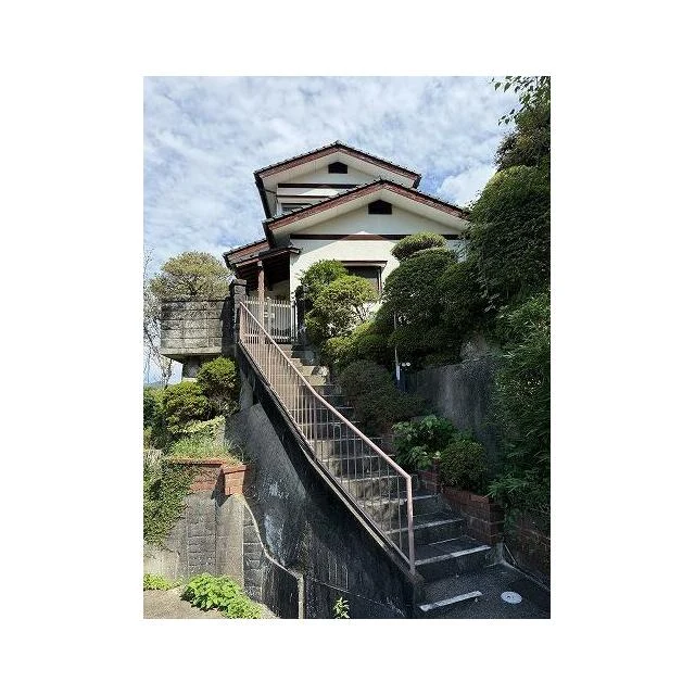 長崎市油木町の中古戸建て5DK(高台の眺望地)