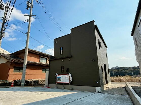 諫早市 本明町（諫早駅） 2階建 ４ＳＬＤＫ