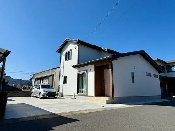 長崎市 横尾３丁目 2階建 ４ＳＬＤＫ