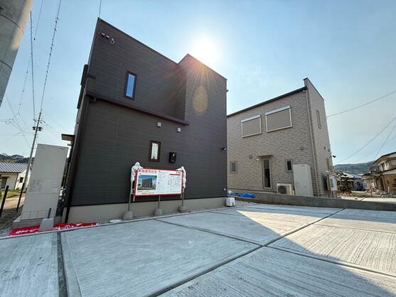 諫早市 本明町（諫早駅） 2階建 ４ＳＬＤＫ