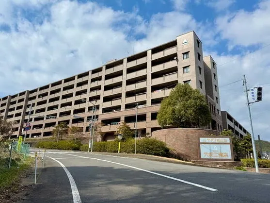 長崎市 城山台１丁目 1階 ４ＬＤＫ