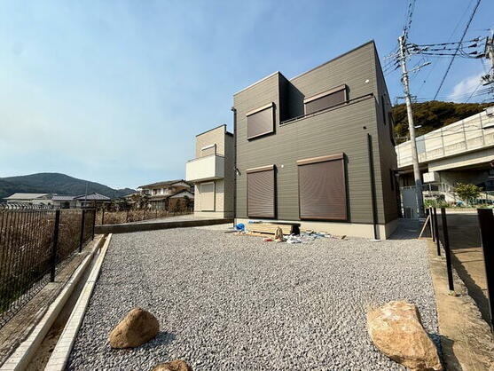 諫早市 本明町（諫早駅） 2階建 ４ＳＬＤＫ