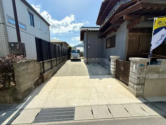 長崎市 つつじが丘４丁目（市布駅） 2階建 ４ＬＤＫ