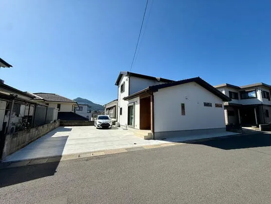 長崎市 横尾３丁目 2階建 ４ＳＬＤＫ