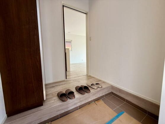 諫早市 本明町（諫早駅） 2階建 ４ＳＬＤＫ