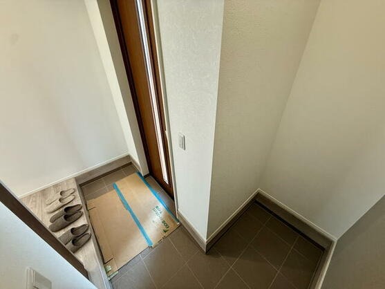 諫早市 本明町（諫早駅） 2階建 ４ＳＬＤＫ