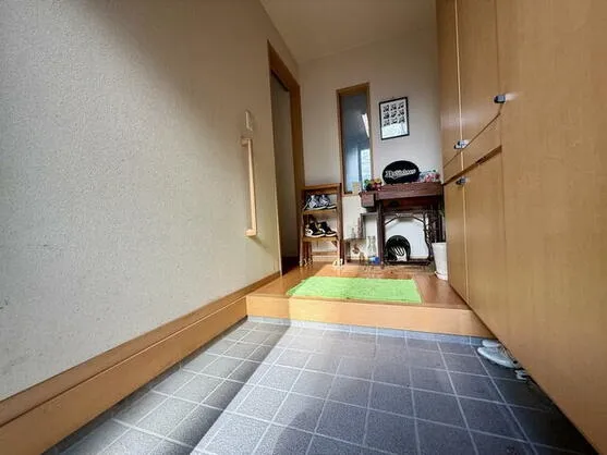 長崎市 高城台１丁目 2階建 ４ＳＬＤＫ