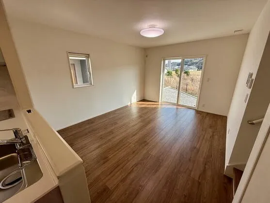 諫早市 本明町（諫早駅） 2階建 ３ＳＬＤＫ