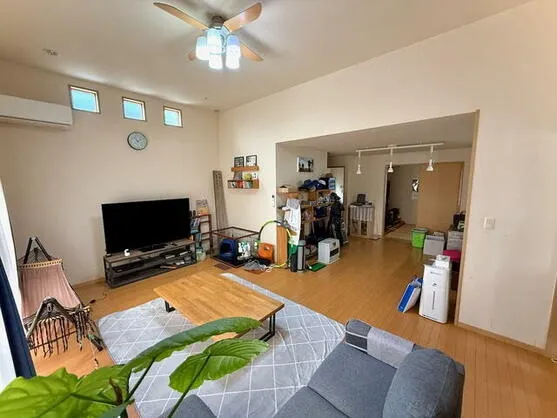 長崎市 高城台１丁目 2階建 ４ＳＬＤＫ