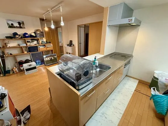 長崎市 高城台１丁目 2階建 ４ＳＬＤＫ