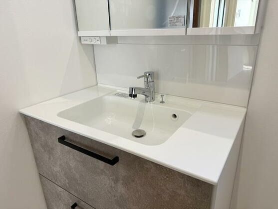 諫早市 本明町（諫早駅） 2階建 ４ＳＬＤＫ