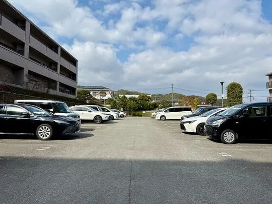 長崎市 城山台１丁目 1階 ４ＬＤＫ