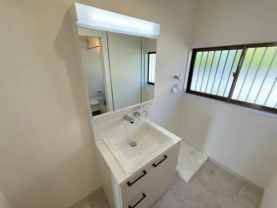 長崎市 つつじが丘４丁目（市布駅） 2階建 ４ＬＤＫ