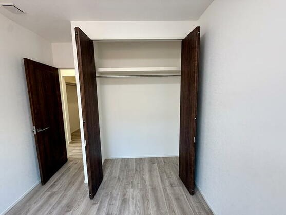 諫早市 本明町（諫早駅） 2階建 ４ＳＬＤＫ