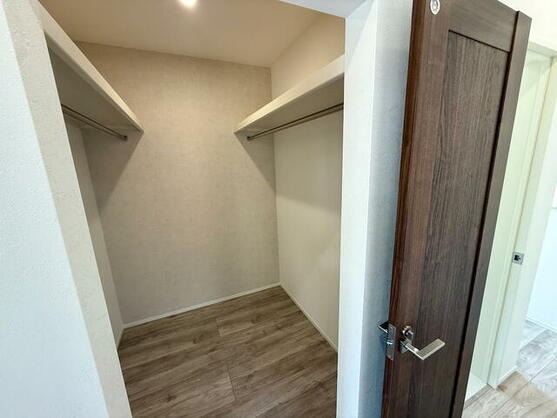 諫早市 本明町（諫早駅） 2階建 ４ＳＬＤＫ