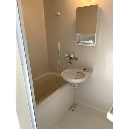 長崎市 布巻町 の一棟売アパート