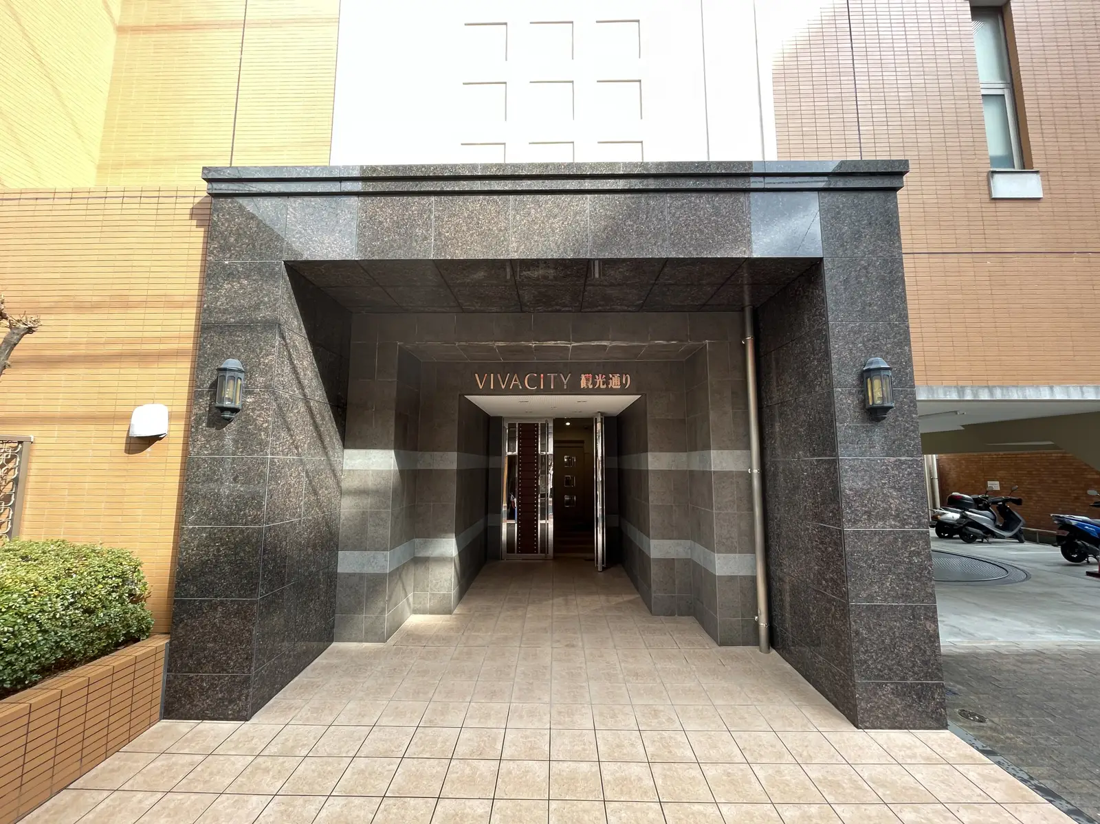 長崎市ビバシティ観光通りのエントランス