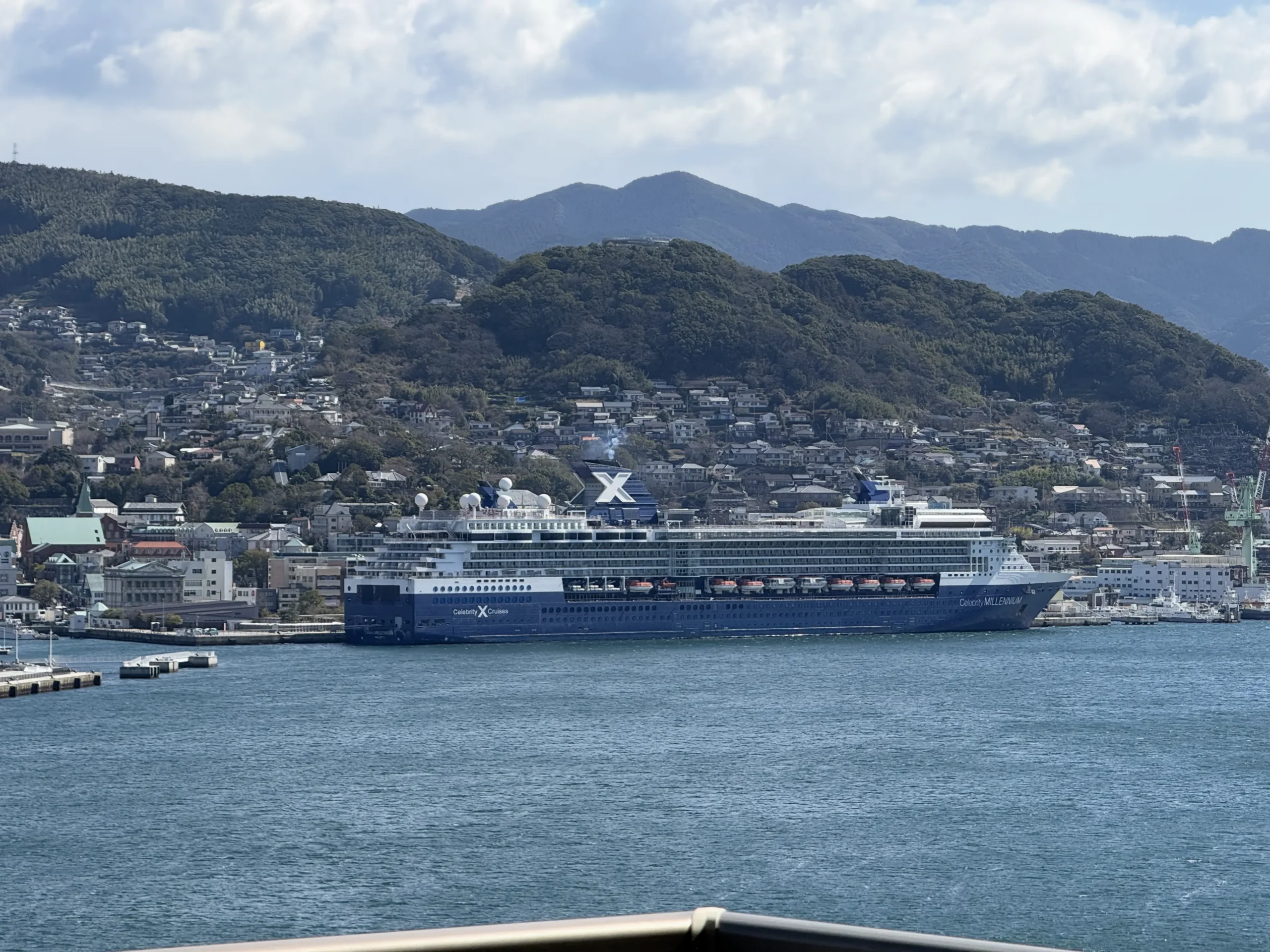 長崎市ビバシティクレインポートからの眺望(長崎港)