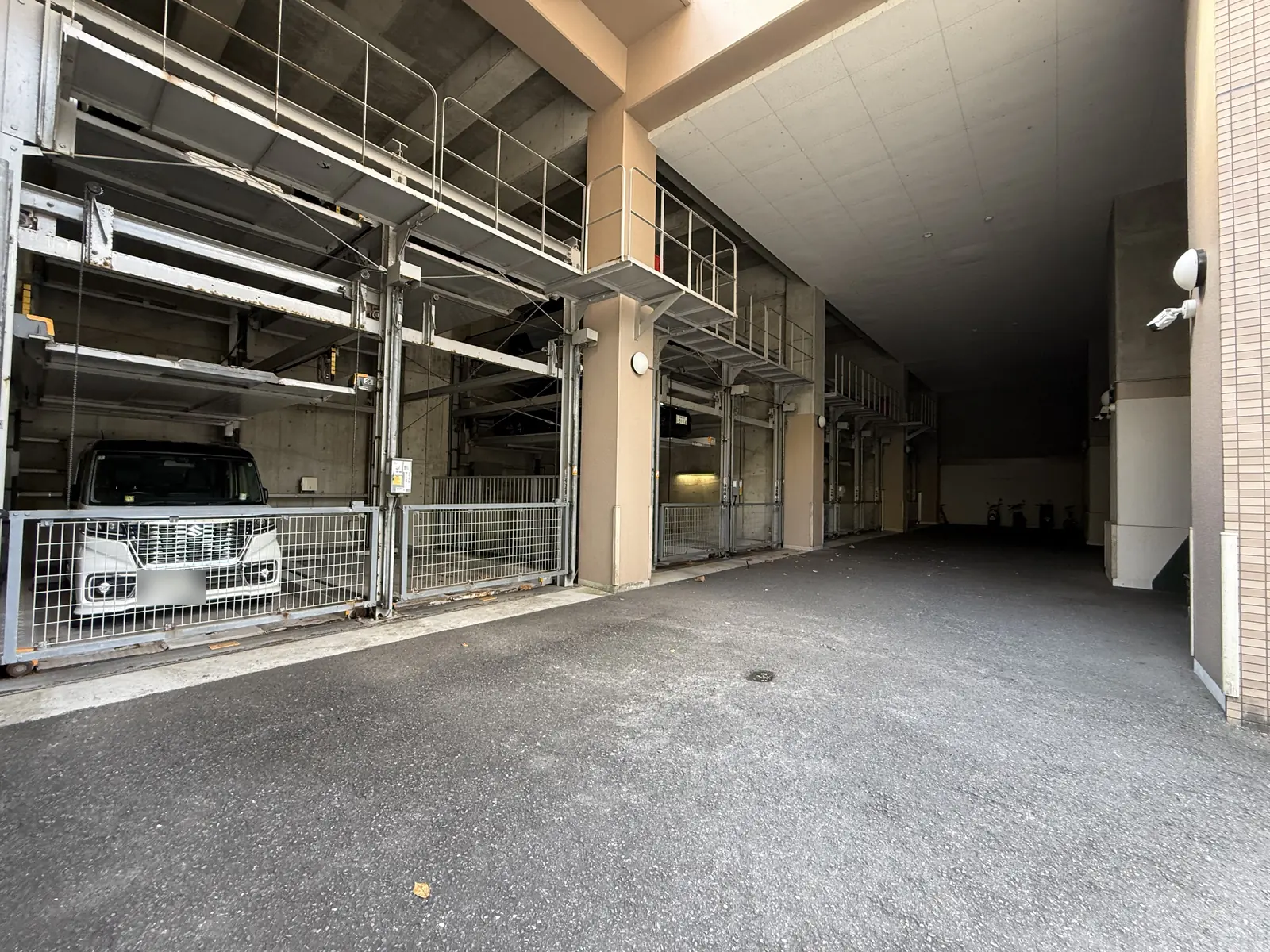 長崎市ビバシティ城栄の共用部(駐車場)